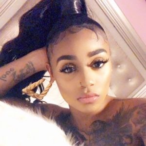 Meet your Posher, Collette